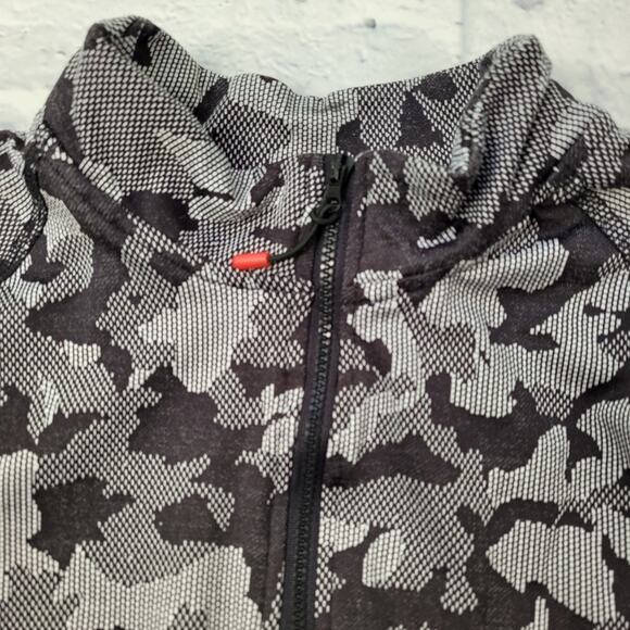 Spyder Active 1/2 Zip Camouflage Jacket size Large - Picture 2 of 11